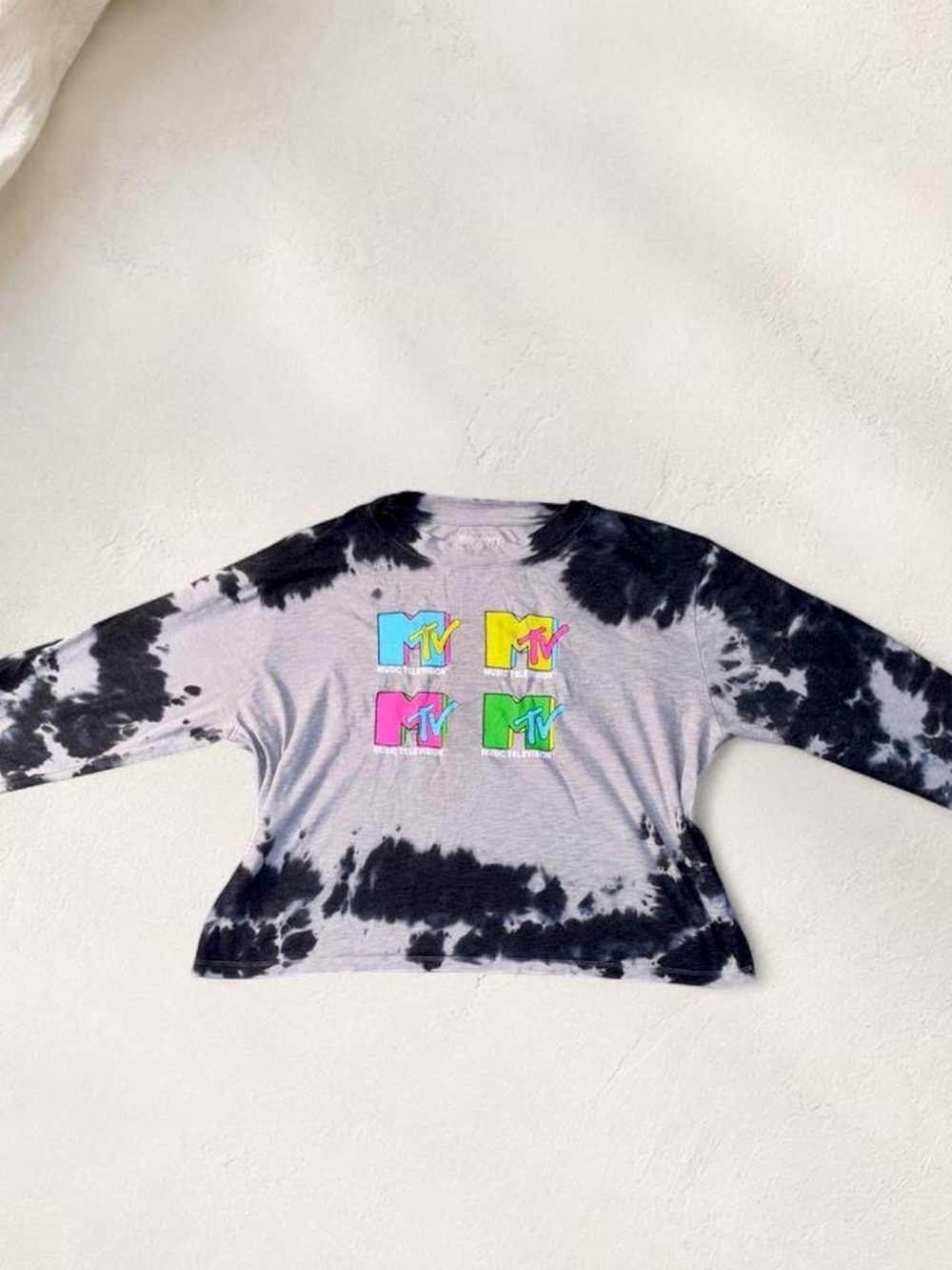 Women XXL MTV Tie-Dye Graphic Long Sleeve Tee Lite Crop - Black & Gray - Retro